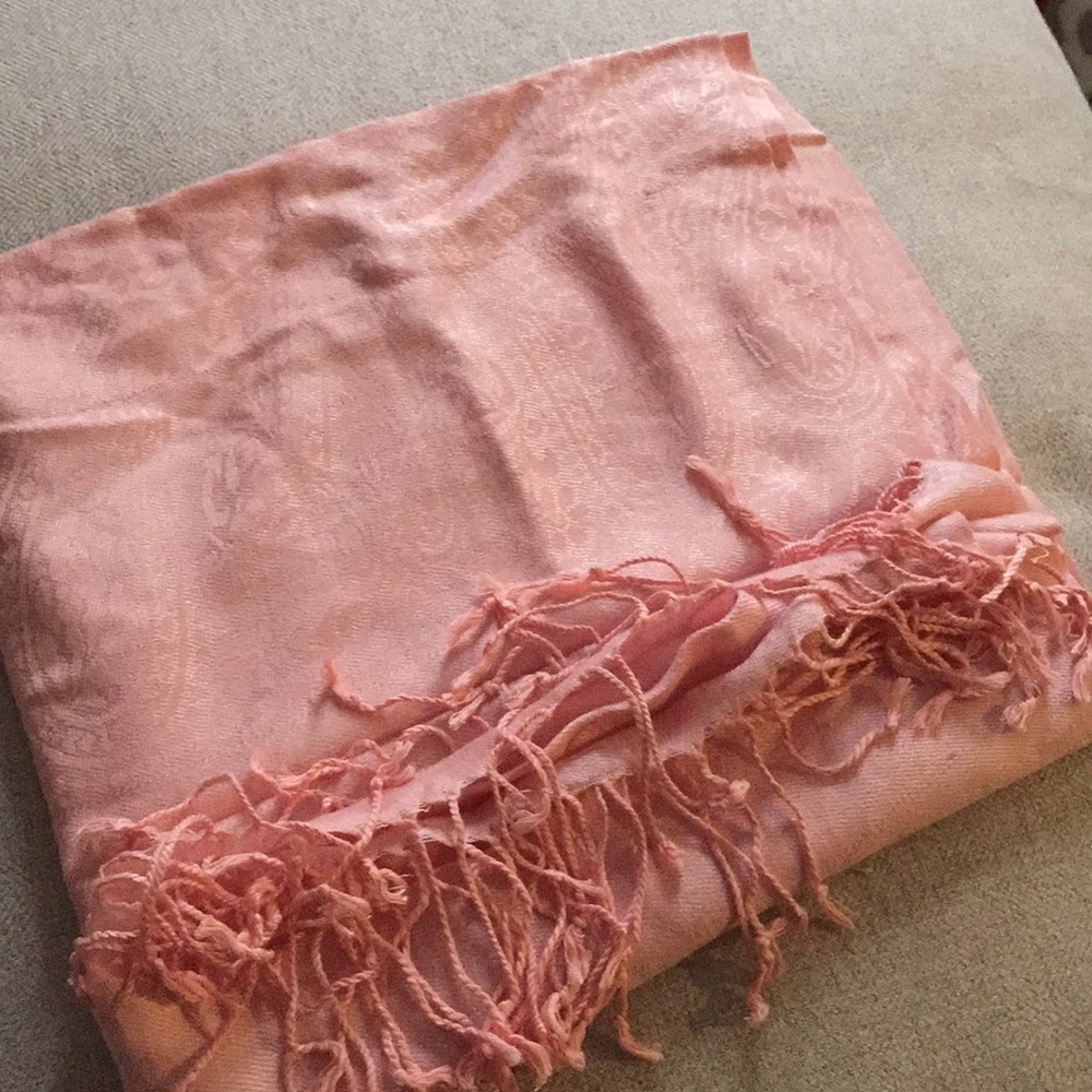 Scarf/shall